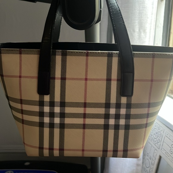 Burberry Cream and Black(mini) Tote with Plaid Pattern( 7” x 6.5) EUC - Picture 7 of 7